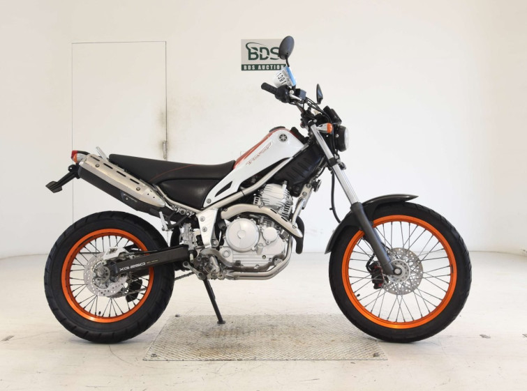 Мотоцикл Yamaha TRICKER з пробігом 18132 km