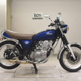 Мотоцикл Yamaha SR400 с пробегом 4570 km