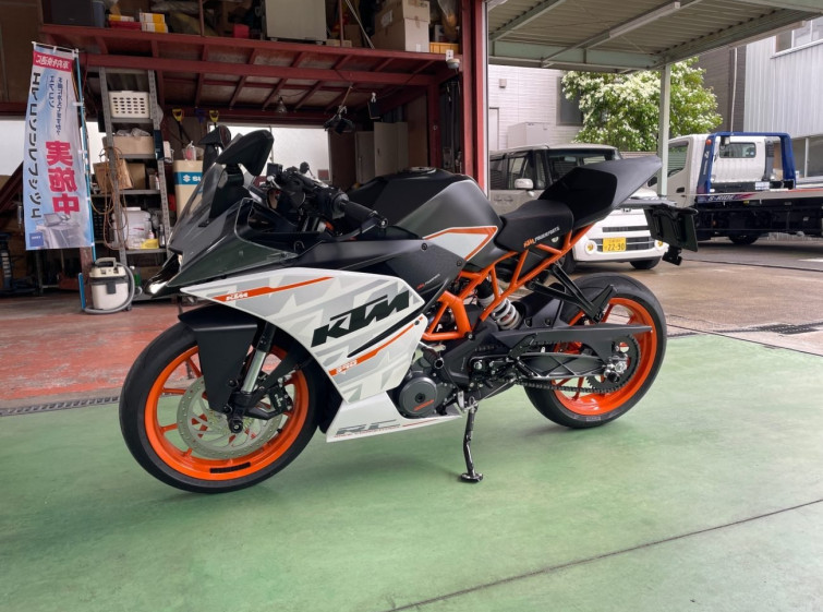 Мотоцикл KTM RC 390 с пробегом 650 km