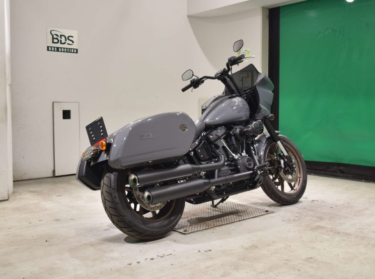 Мотоцикл HD FXLRST1920 с пробегом 647 km