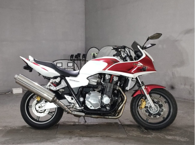 Мотоцикл Honda CB1300SF BOLDOR з пробігом 5882 km