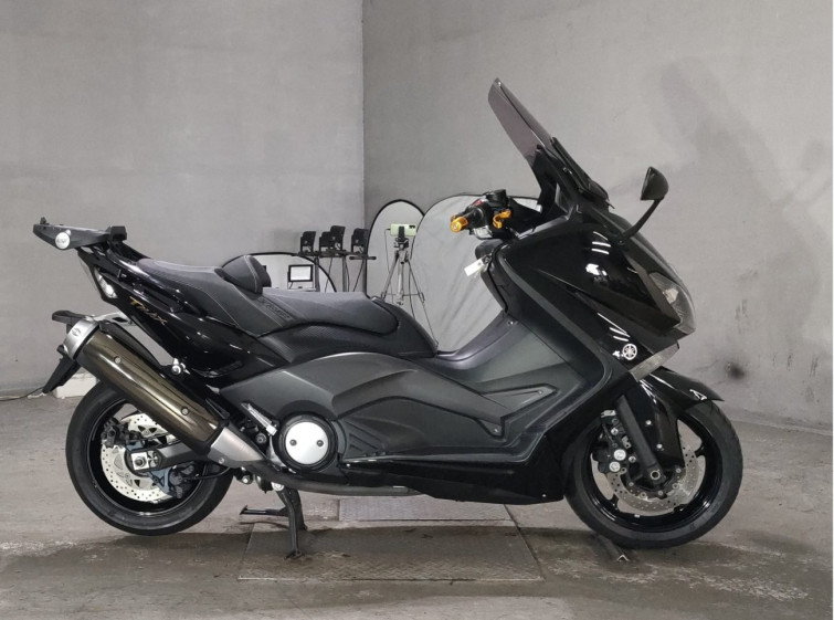Мотоцикл Yamaha T-MAX530 с пробегом 8337 km