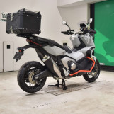 Мотоцикл Honda X-ADV750-2 з пробігом 5244 km