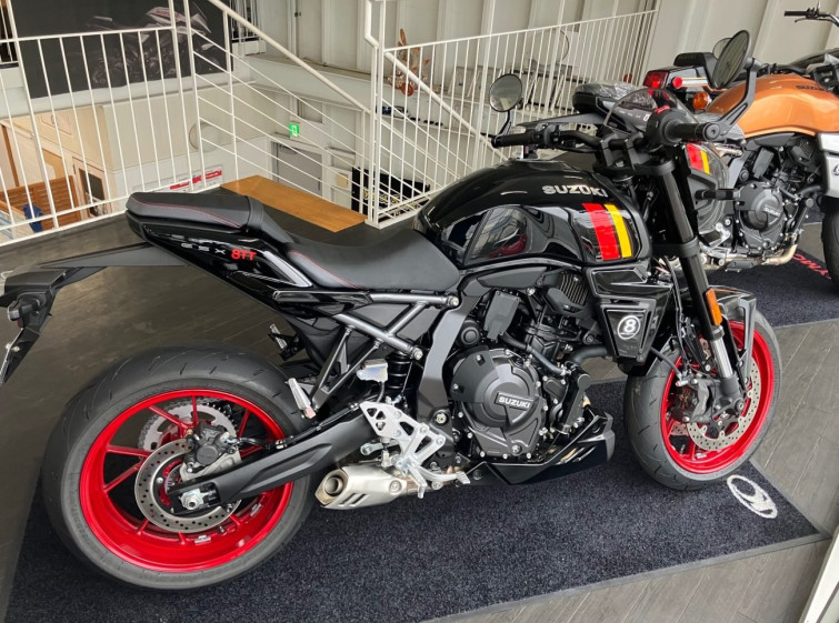 Мотоцикл Suzuki GSX-8TT с пробегом 251 km