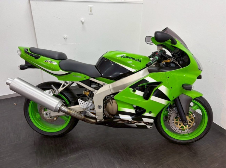 Мотоцикл Kawasaki NINJA ZX-6R с пробегом 19037 km