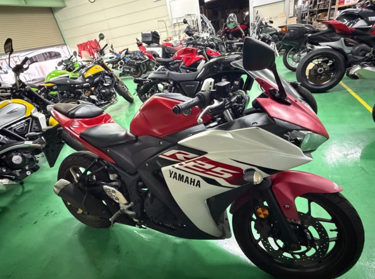 Мотоцикл Yamaha YZF-R25 с пробегом 30667 km