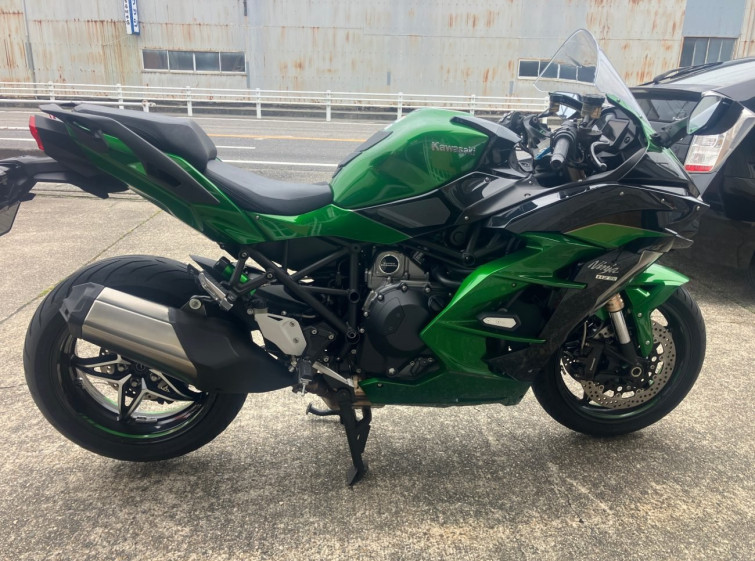 Мотоцикл Kawasaki NINJA H2 SX з пробігом 12944 km