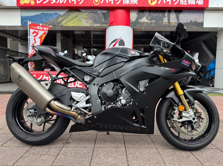 Мотоцикл Honda CBR1000RR-R FB SP с пробегом 5462 km