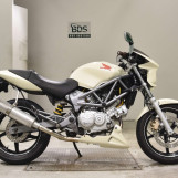 Мотоцикл Honda VTR250 з пробігом 48181 km