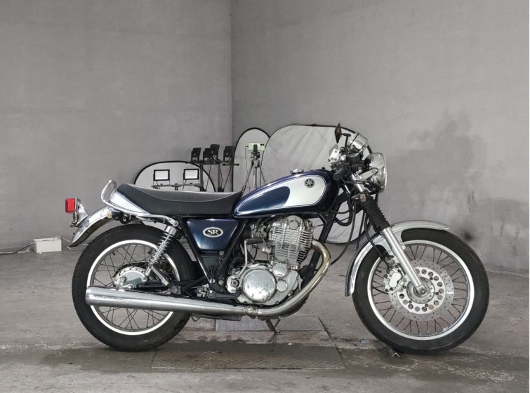 Мотоцикл Yamaha SR400 с пробегом 11538 km