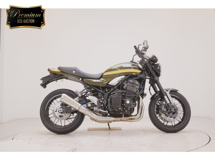 Мотоцикл Kawasaki Z900RS з пробігом 3430 km