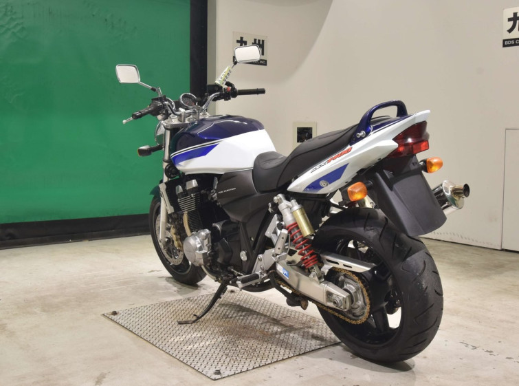 Мотоцикл Suzuki GSX1400 с пробегом 19434 km