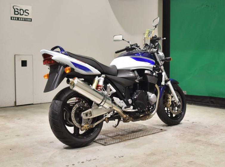 Мотоцикл Suzuki GSX1400 с пробегом 19434 km