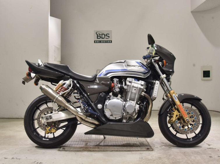 Мотоцикл Honda CB1300SF с пробегом 61262 km