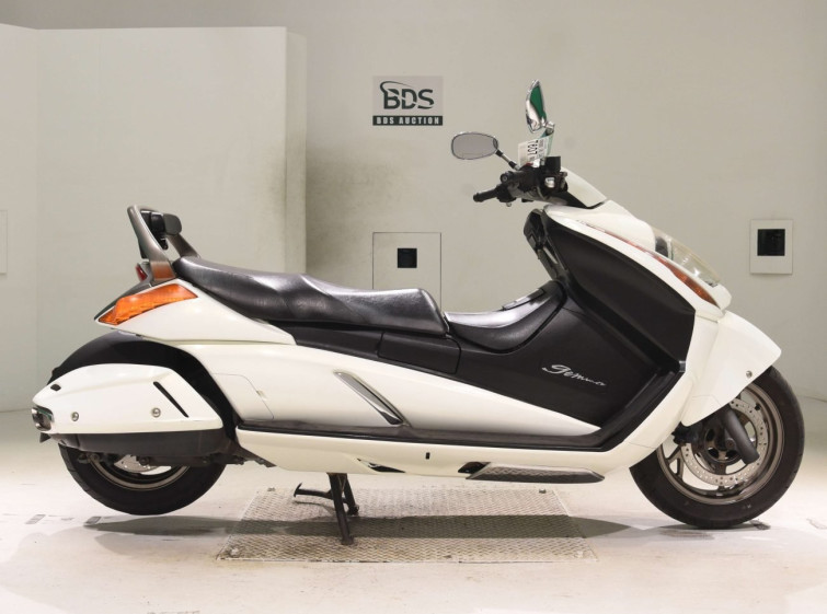 Мотоцикл Suzuki GEMMA250 с пробегом 27653 km
