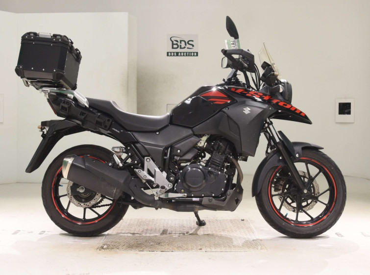 Мотоцикл Suzuki V-STROM DL250 з пробігом 13560 km