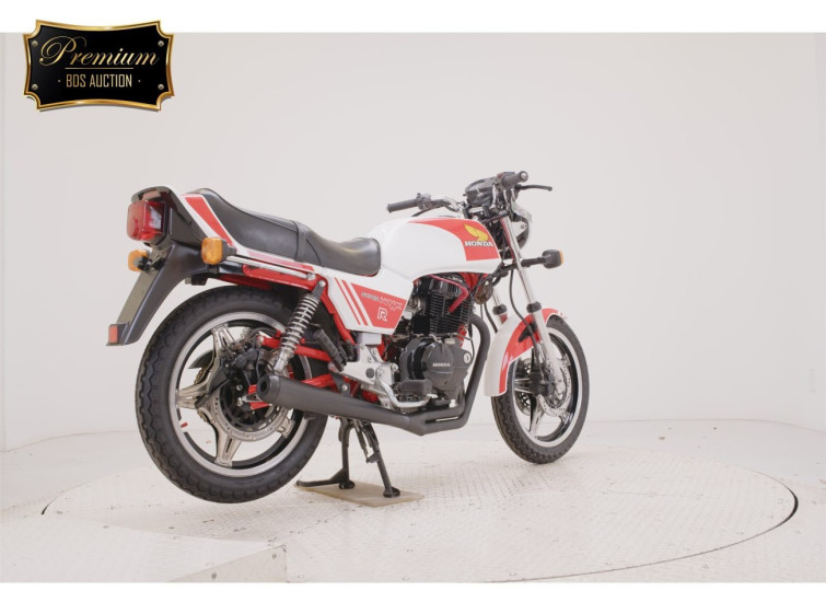 Мотоцикл Honda с пробегом 28685 km