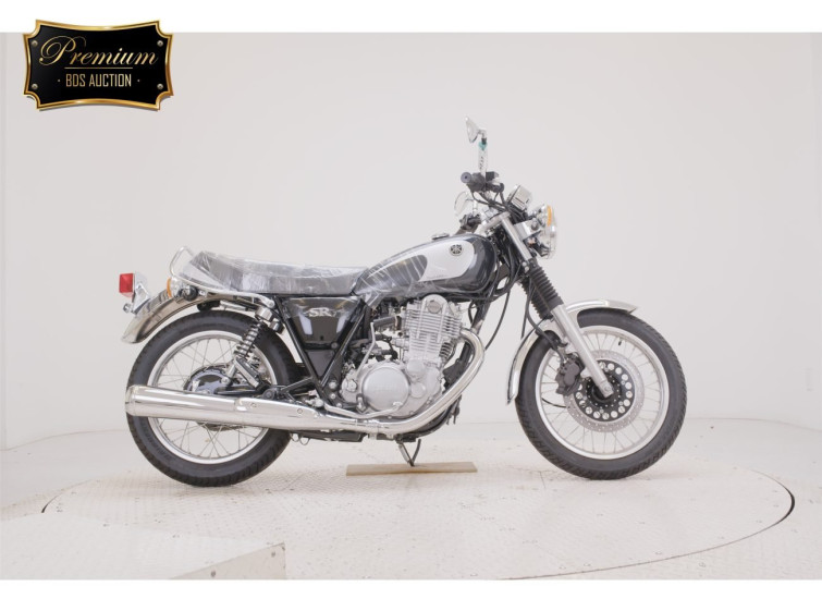 Мотоцикл Yamaha SR400 з пробігом 2 km