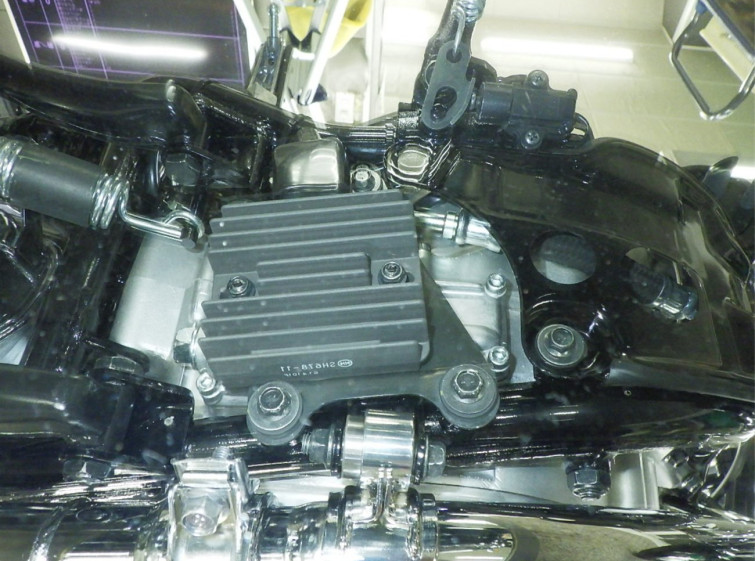 Мотоцикл Yamaha SR400 з пробігом 2 km