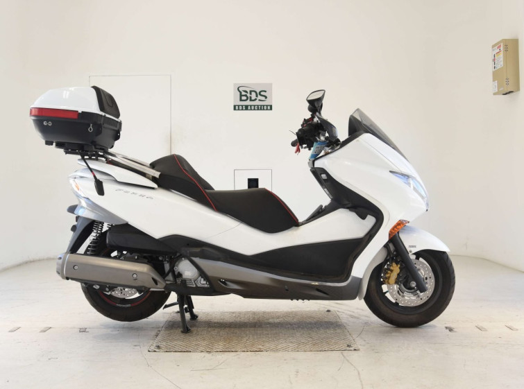 Мотоцикл Honda FORZA Z