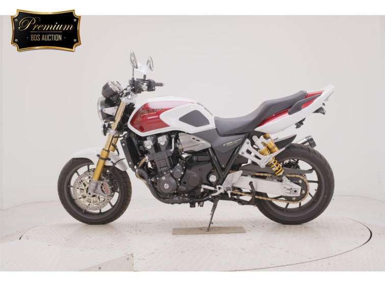 Мотоцикл Honda с пробегом 716 km