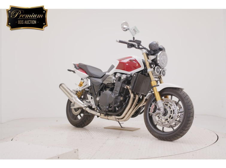 Мотоцикл Honda с пробегом 716 km