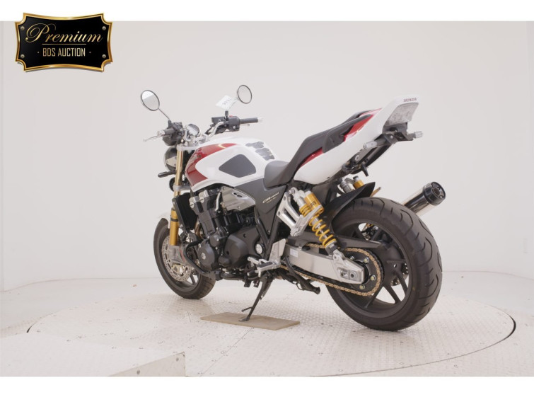 Мотоцикл Honda с пробегом 716 km