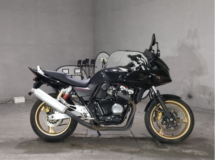 Мотоцикл Honda CB400SF BOLDOR с пробегом 7495 km