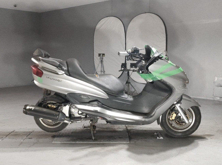 Мотоцикл Yamaha MAJESTY 250