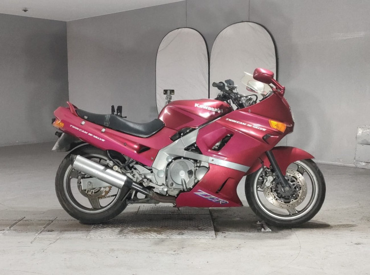 Мотоцикл Kawasaki ZZ-R400 с пробегом 13621 km