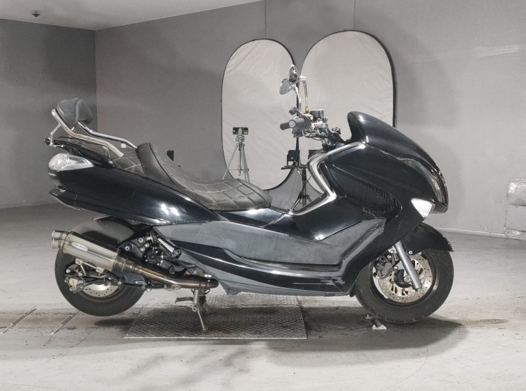 Мотоцикл Yamaha MAJESTY 250