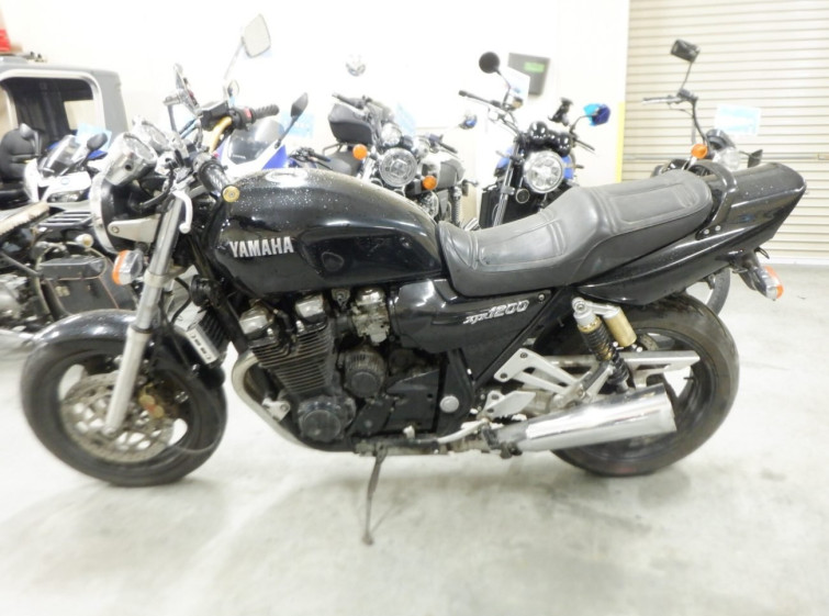 Мотоцикл Yamaha XJR1200 з пробігом 33104 km