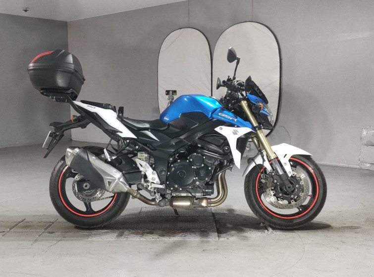 Мотоцикл Suzuki GSR750 з пробігом 66950 km