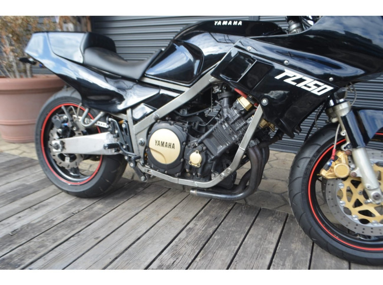 Мотоцикл Yamaha FZ750 з пробігом 35519 km