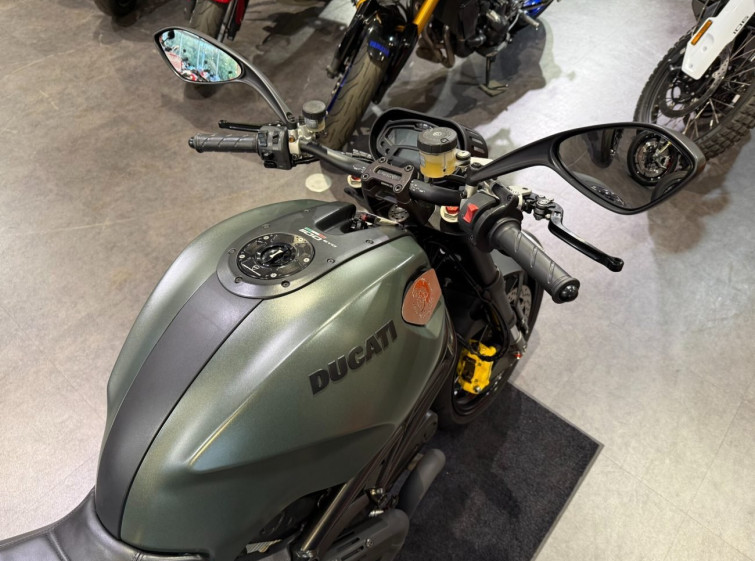 Мотоцикл Ducati MONSTER 1100 з пробігом 8735 km