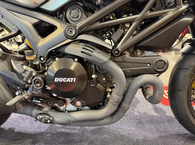 Мотоцикл Ducati MONSTER 1100 з пробігом 8735 km