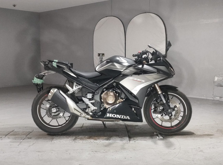 Мотоцикл Honda CBR400R с пробегом 14248 km