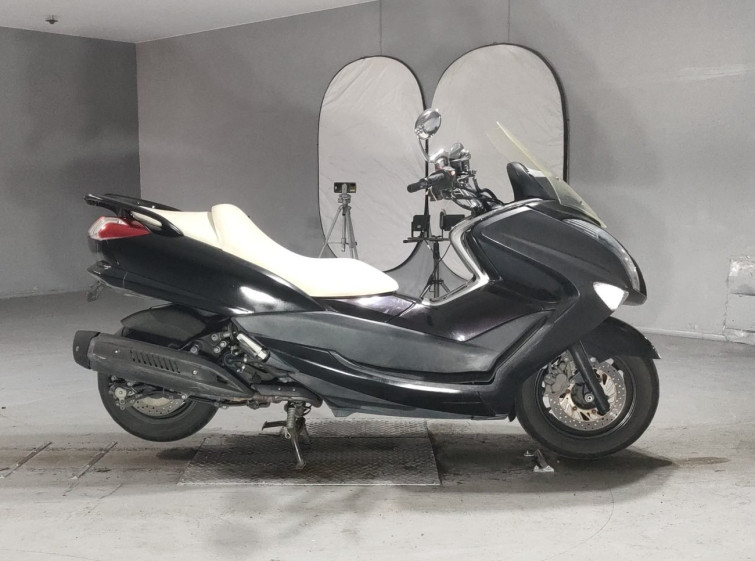 Мотоцикл Yamaha MAJESTY 250 с пробегом 34392 km
