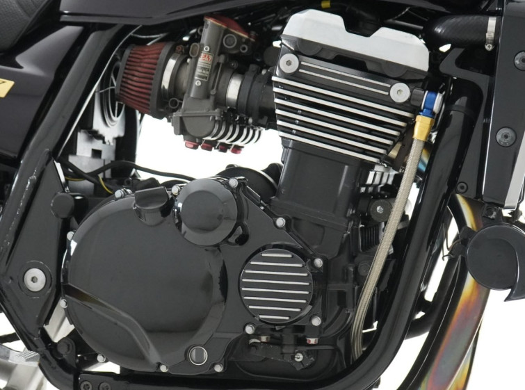 Мотоцикл Kawasaki ZRX1100 з пробігом 16130 km