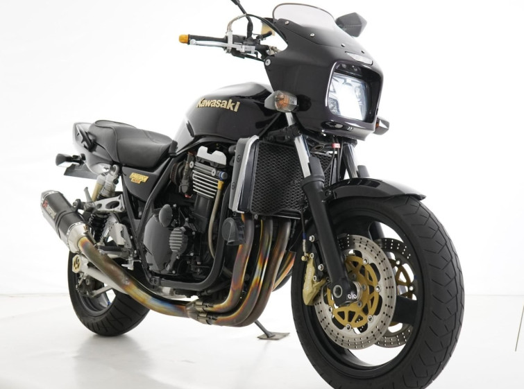 Мотоцикл Kawasaki ZRX1100 з пробігом 16130 km