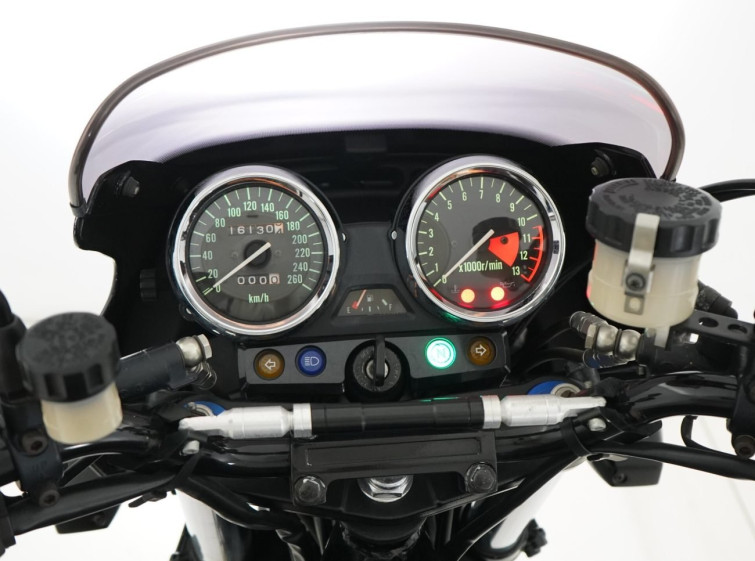 Мотоцикл Kawasaki ZRX1100 з пробігом 16130 km