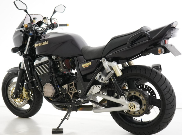 Мотоцикл Kawasaki ZRX1100 з пробігом 16130 km