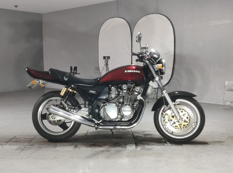 Мотоцикл Kawasaki ZEPHYR750 з пробігом 46919 km