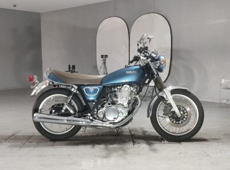 Мотоцикл Yamaha SR400 з пробігом 2014 km
