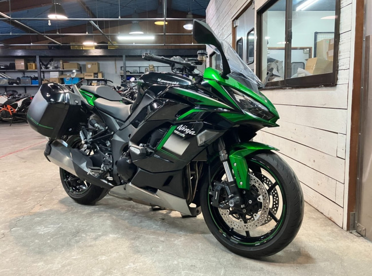 Мотоцикл Kawasaki ninja 1000 sx з пробігом 7546 km