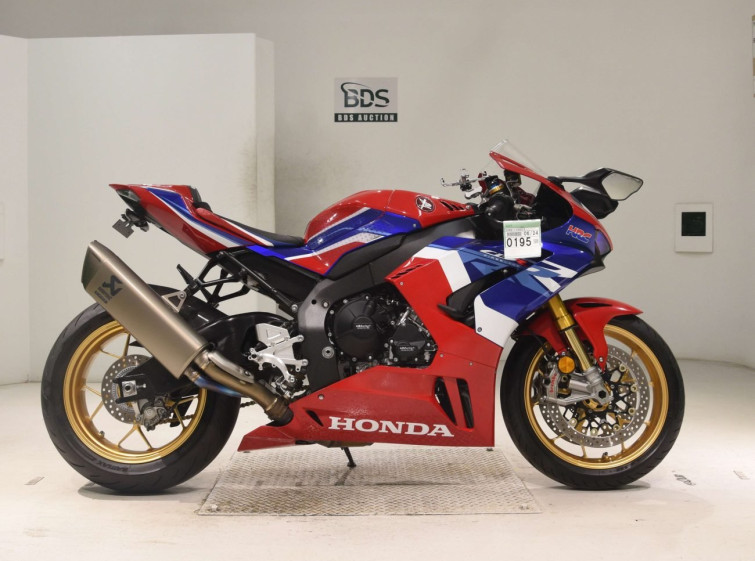 Мотоцикл Honda CBR1000RR SP з пробігом 5455 km
