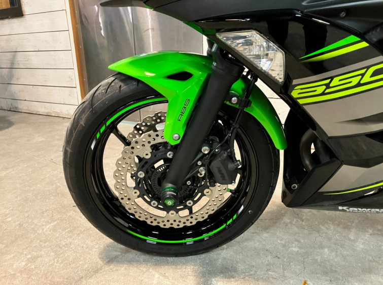 Мотоцикл Kawasaki NINJA650 з пробігом 3812 km