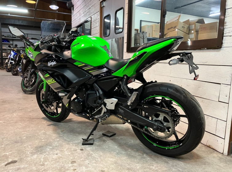 Мотоцикл Kawasaki NINJA650 з пробігом 3812 km