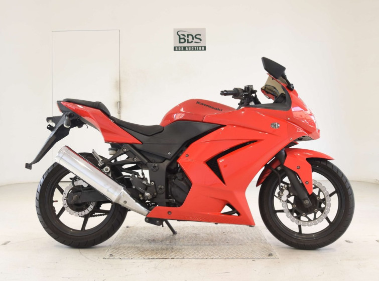 Мотоцикл Kawasaki NINJA250R