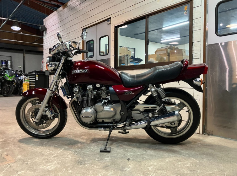Мотоцикл Kawasaki ZEPHYR750 с пробегом 9714 km